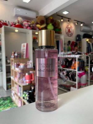 Mist Corporal Velvet Petals – Victoria’s Secret
