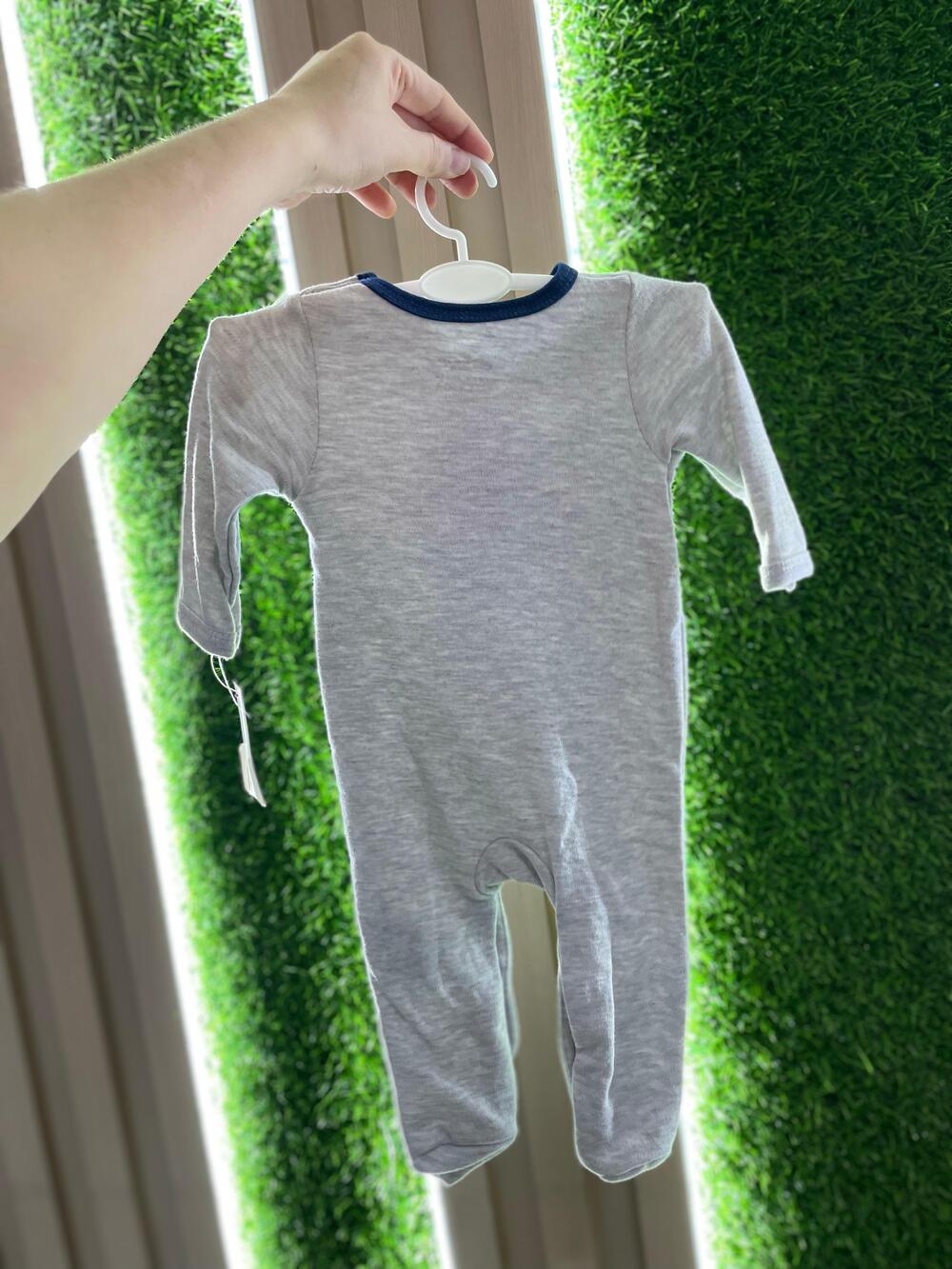 Enterizo para Bebé – "America Perry Ellis" - Imagen 2