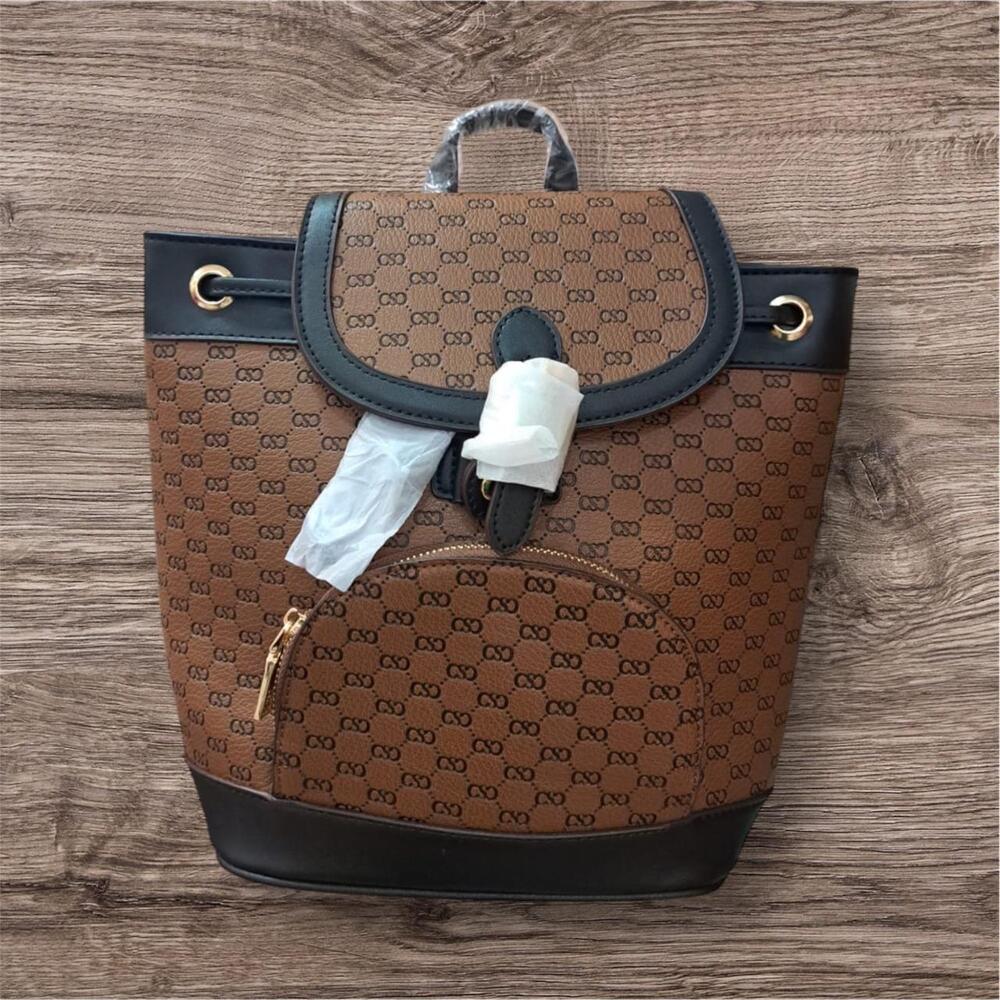 Mochila Chenson monogramada